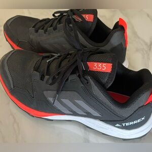 Men’s Adidas Terrex Agravic Trail Running Shoes like new